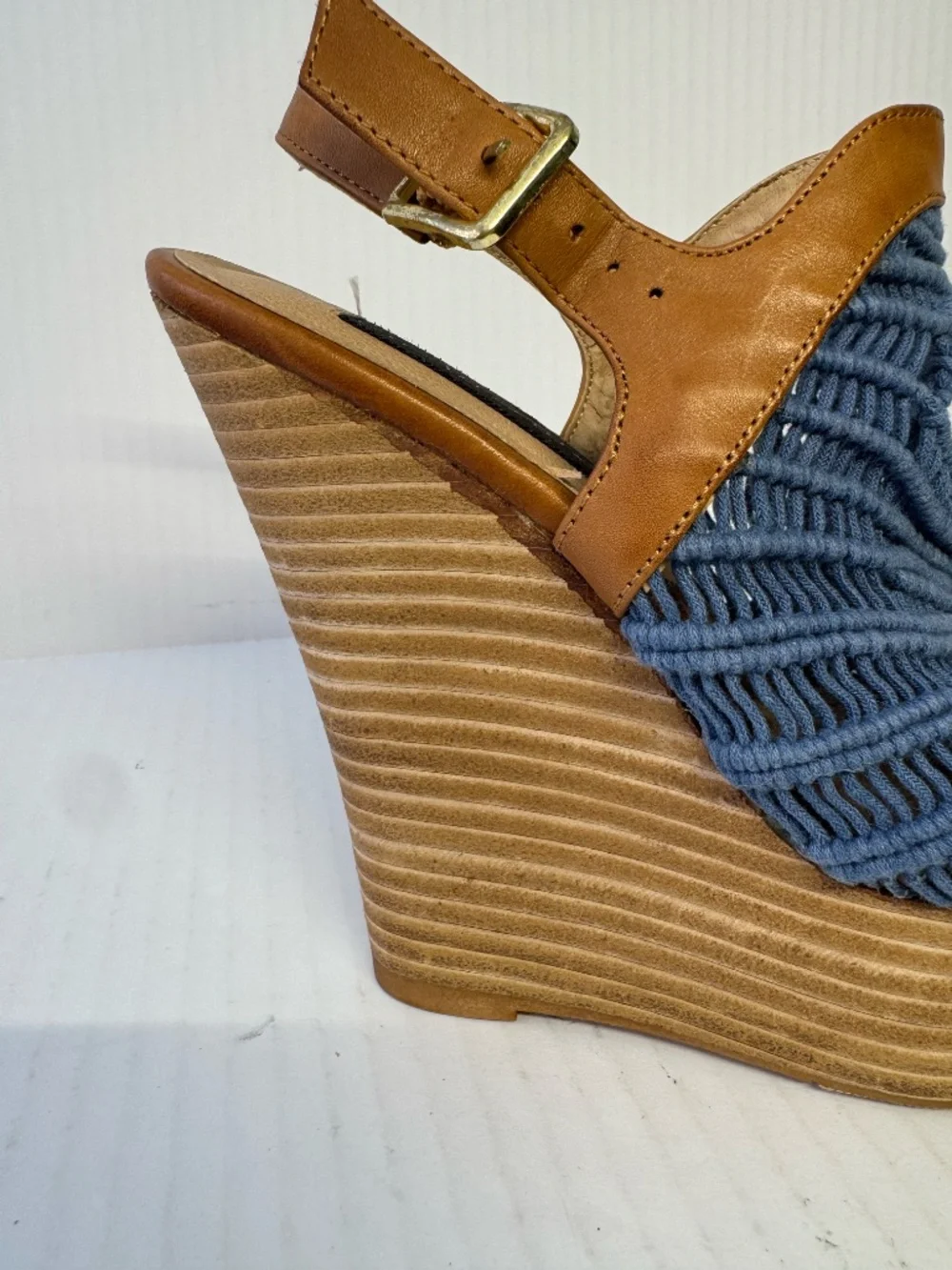 Steve Madden Blue Macramé Wedge Sandals Size 6 Resort Boho Platform Heels